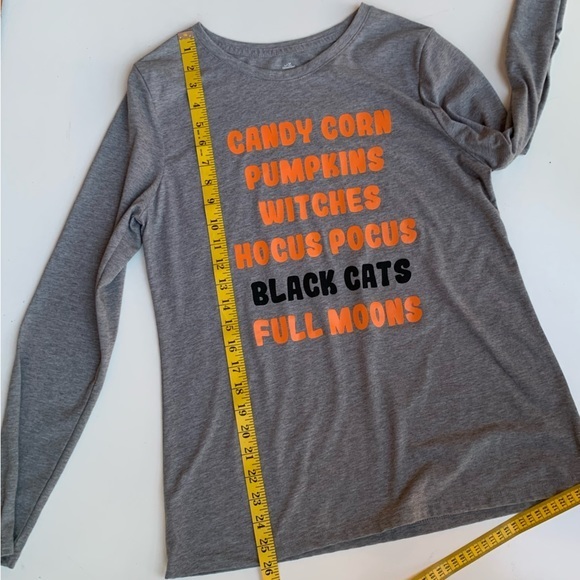 Celebrate Halloween graphic tee! Size M, 8-10.‎  Great for educators and moms. - Picture 6 of 8